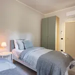 Lägenhet Galli Tassi 60